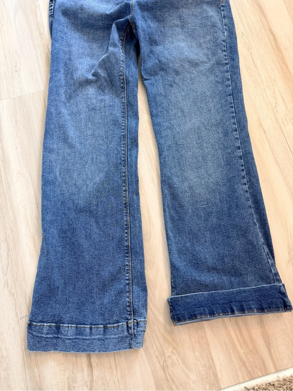 Women's Light Blue Boyfriend Jeans with Flap Back Pockets